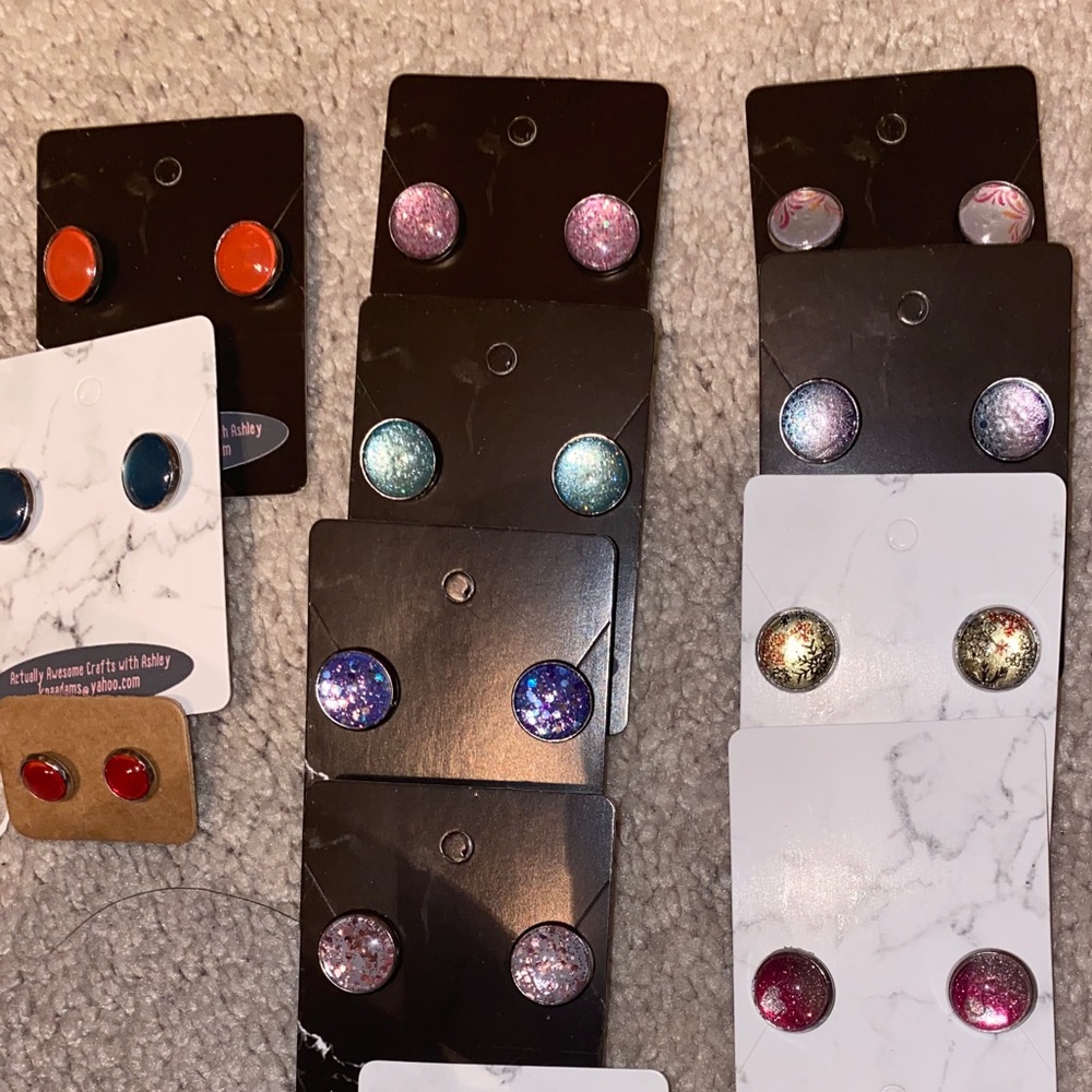 Color strip post earrings - Picture 2 of 6